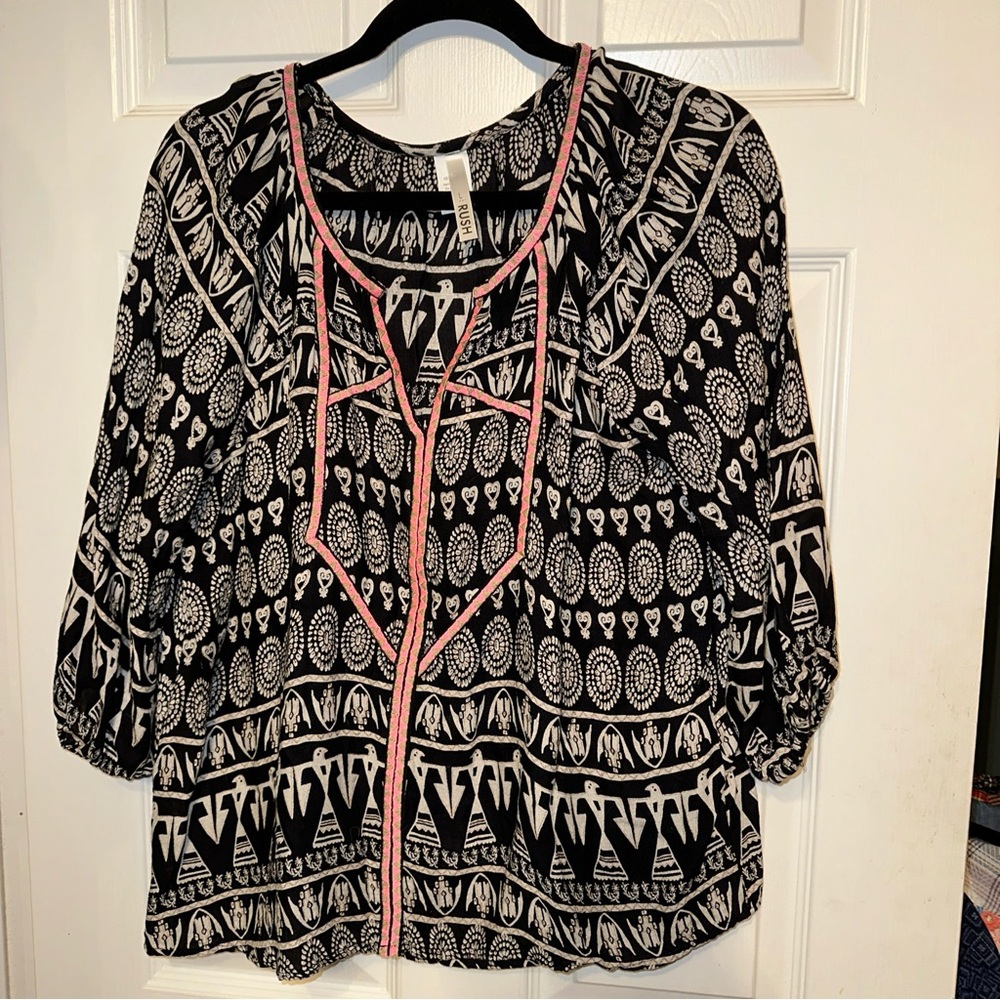 Rush Sz L Black White With Pink Trim Boho Peasant Raglan Polyester blouse top